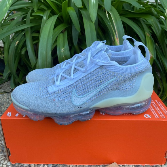 Nike Air Vapormax 2021 Flyknit - Picture 6 of 6